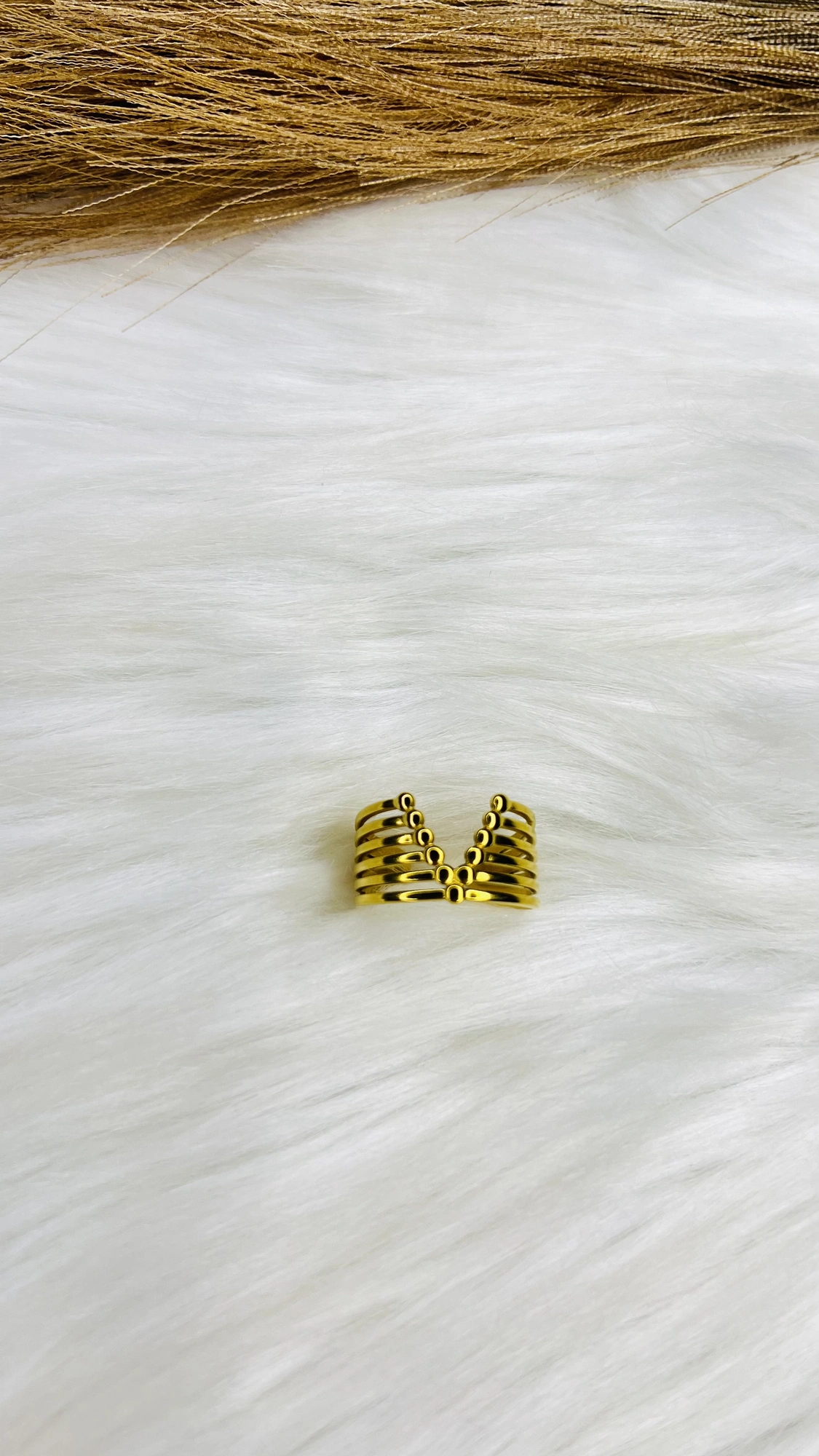 V Ring