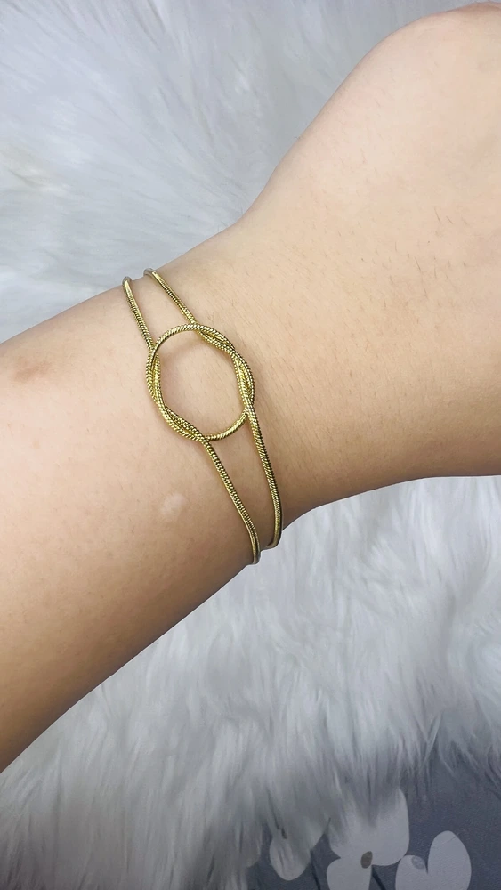 Knot Bracelet 