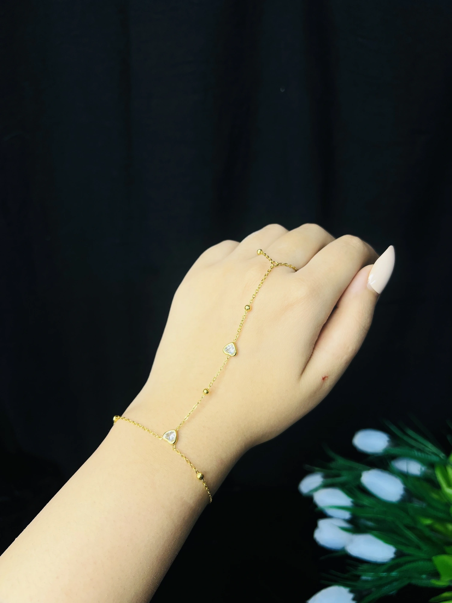 Heart Hand Chain (Anja)