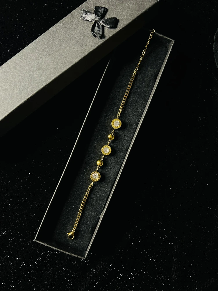 Roman Bracelet with Balls
