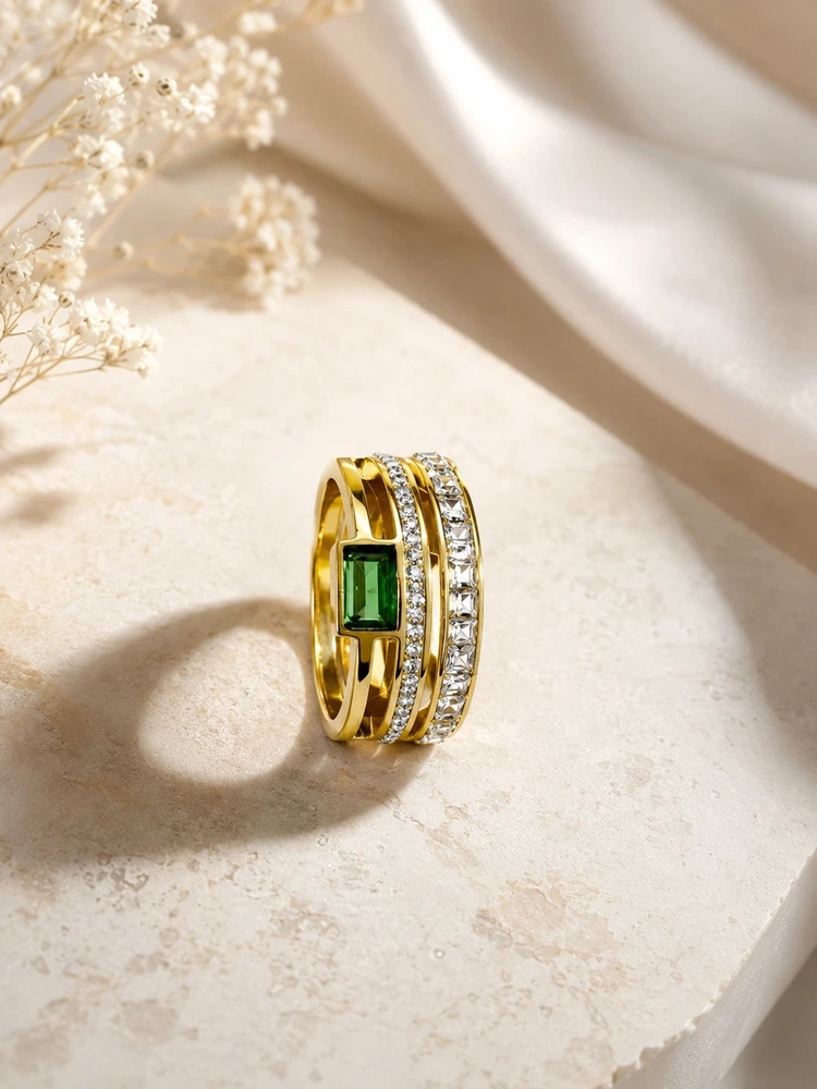 Emerald ring