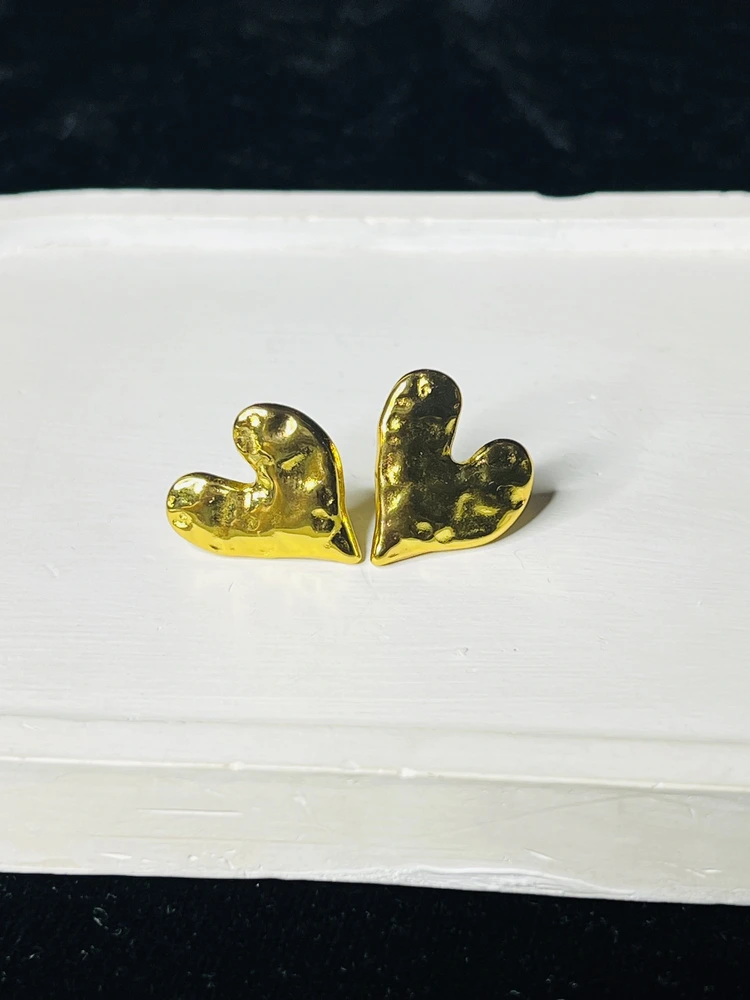 Heart Studs