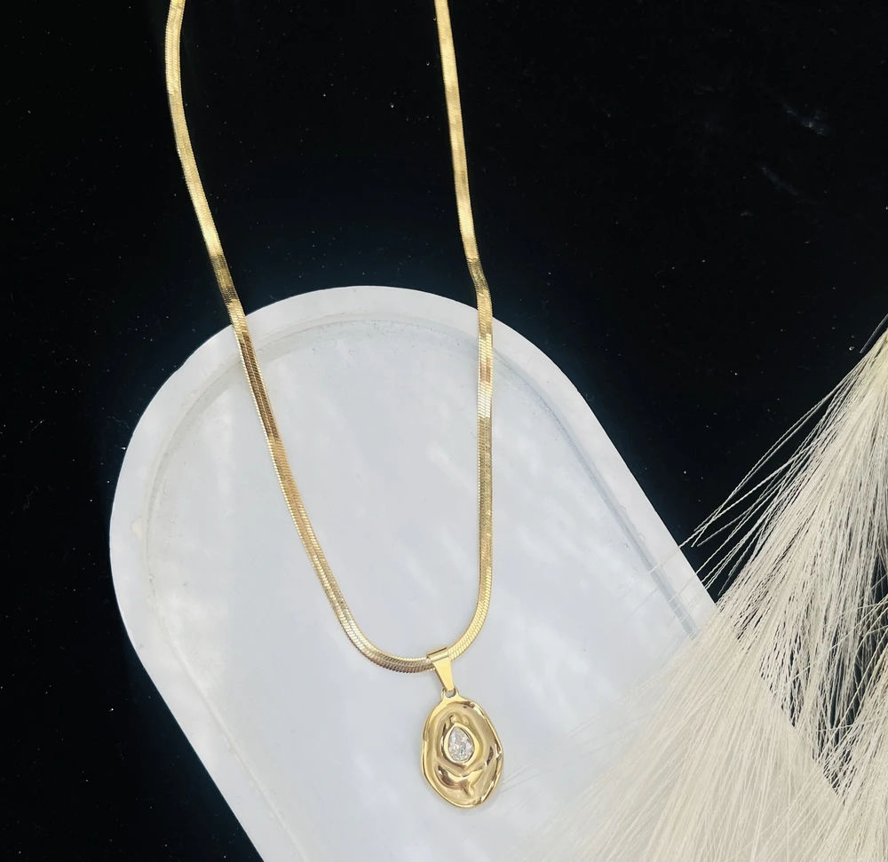 Stone Rose Gold Pendant